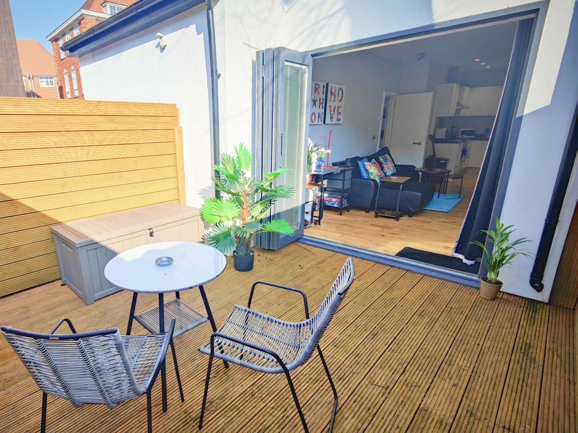 Modern Central Brighton Patio Flat - Free Parking! Exterior foto
